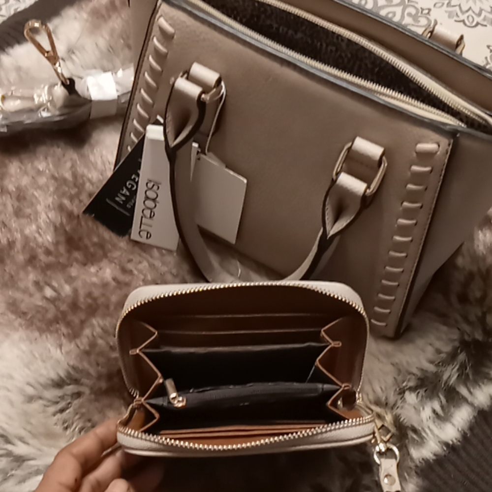 Handbag - Picture 2 of 2